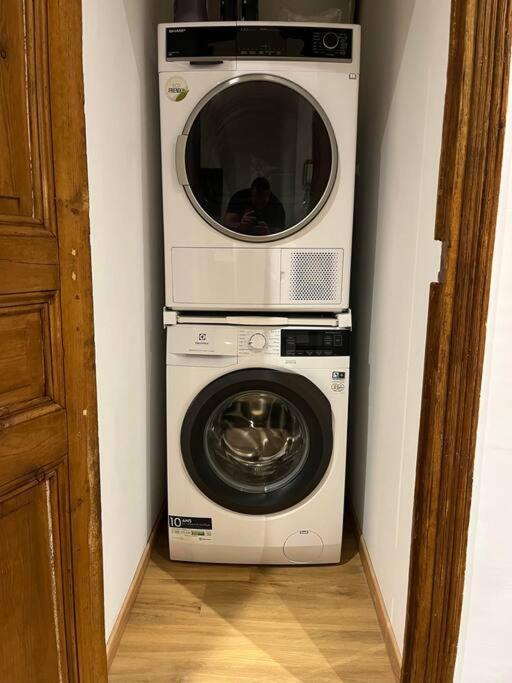 Appartement Haussmannien A 200M Des Halles. 나르본 외부 사진